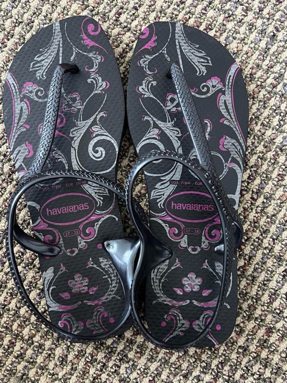 Havaianas Women's Black & Pink Floral Flip Flops Sandals